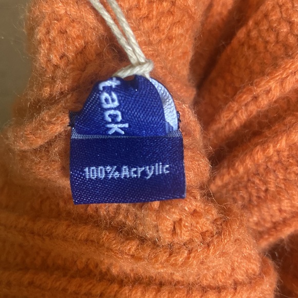 Hat Attack Revolve Color Story Knit Beanie Acrylic Cozy Comfy Warm Orange NWT - Picture 4 of 8